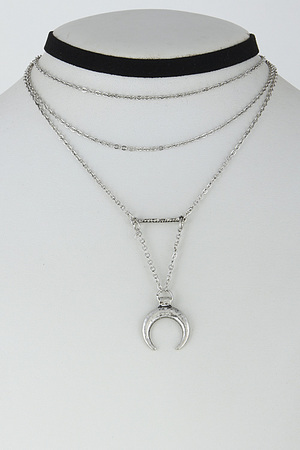 Simple Multi Layer Choker With Crescent Set 6HBG3